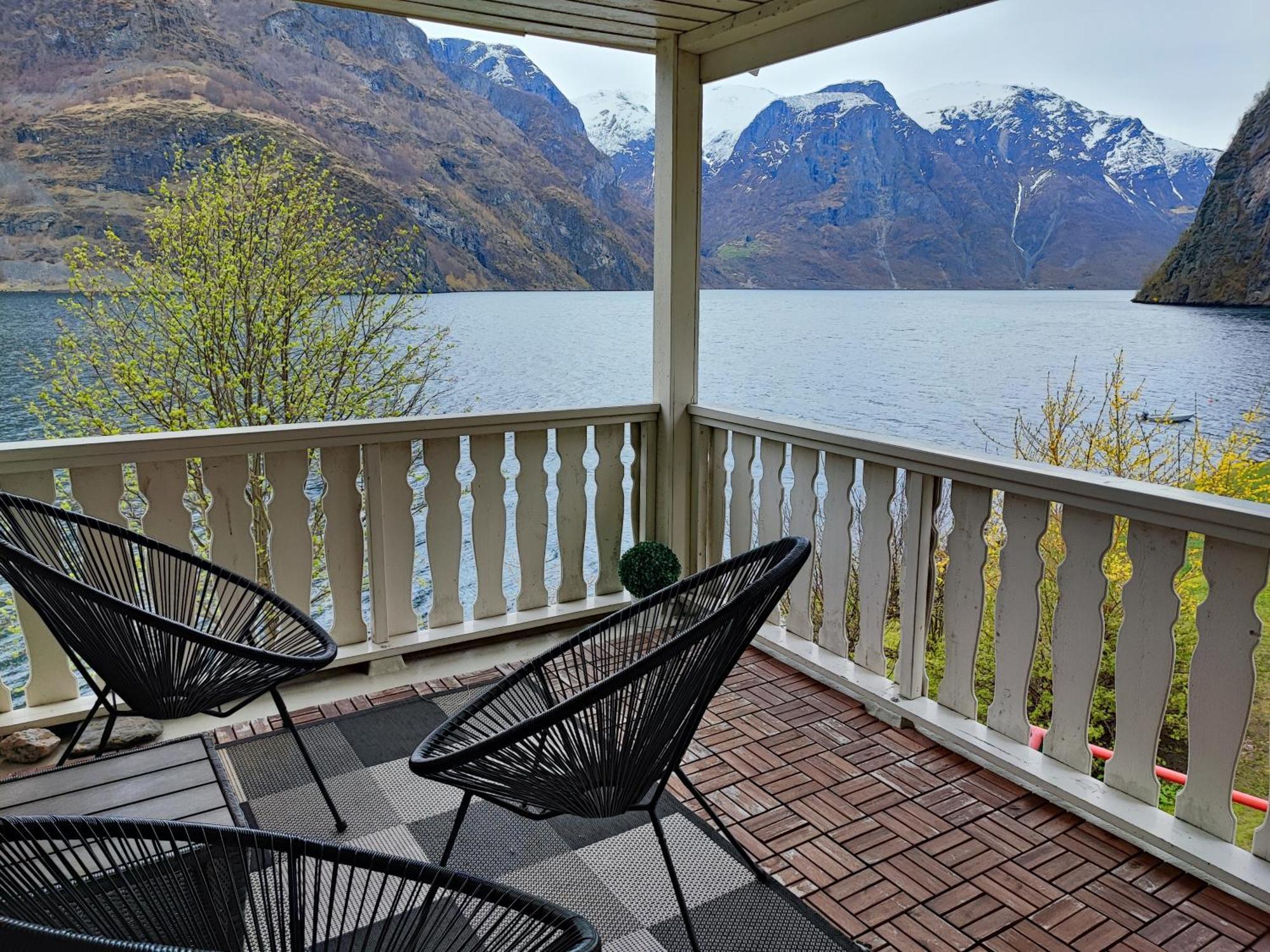 Visit Undredal Hotel ภายนอก รูปภาพ